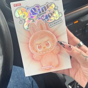 Pop Mart Big Into Energy Labubu